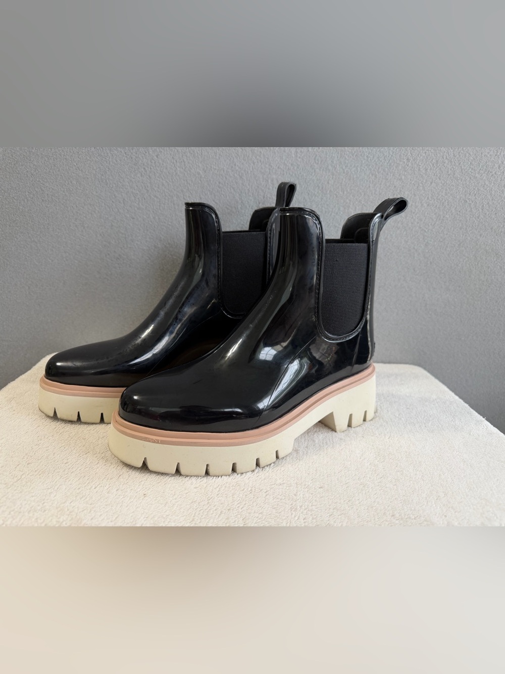 Dolce Vita Thunder Waterproof Rain Boots s6 Women’s Black Patent Stella H2O